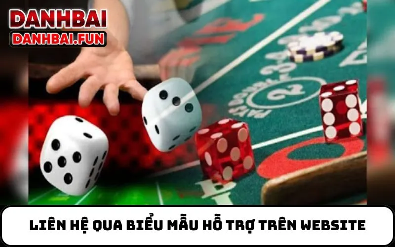 Liên hệ qua biểu mẫu hỗ trợ trên web